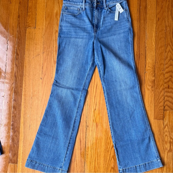 NWT Talbots Flawless High Waist Flare Light Wash Jeans - Picture 2 of 4